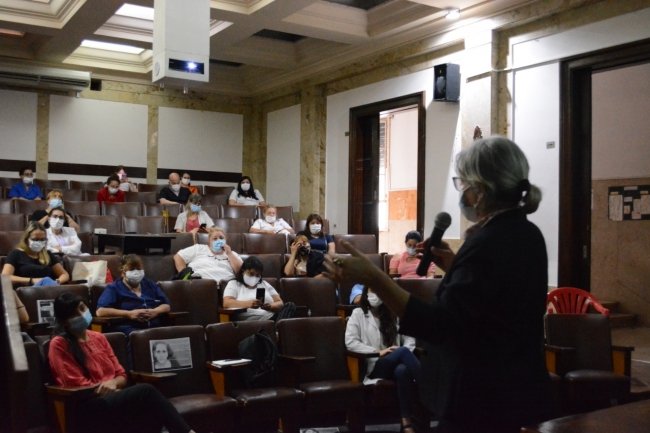 LA PROVINCIA CAPACITA A EQUIPOS HOSPITALARIOS POR LA IVE