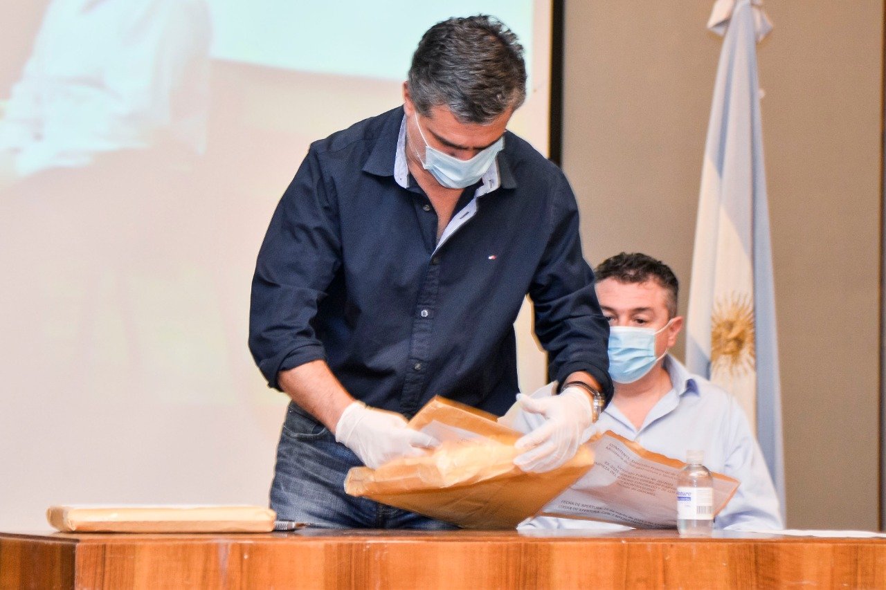 Apertura sobres limpieza arroyos 2