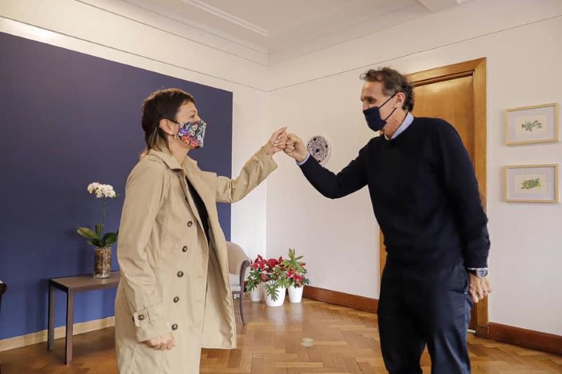 Mayra reunión con Katopodis 1.1