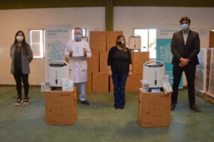 La Provincia ya distribuyó 300 concentradores de oxígeno