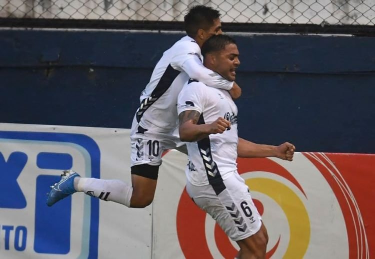 ACquilmes-moreira