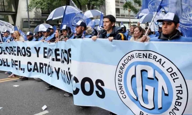 ¿DERECHO A HUELGA EN PELIGRO?