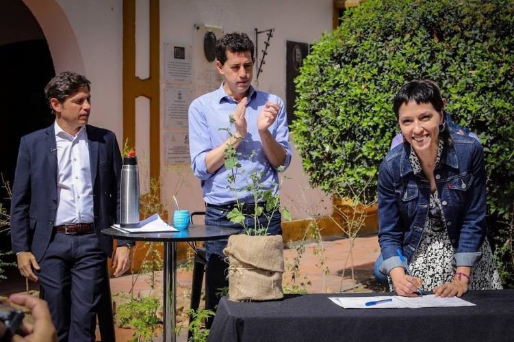 MAYRA JUNTO A KICILLOF EN JORNADA DE AMBIENTE EN LUJAN 1