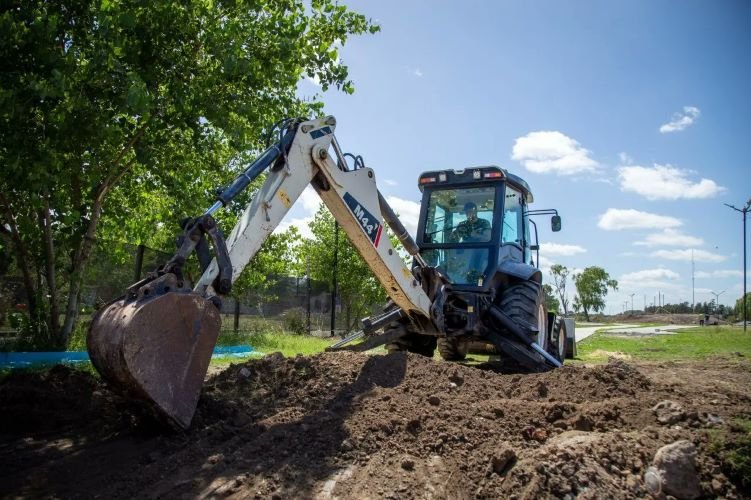 SIGUE A BUEN RITMO LA CONSTRUCCIÓN DE LA CIUDAD DE LOS DEPORTES EN SAN FRANCISCO SOLANO (3)