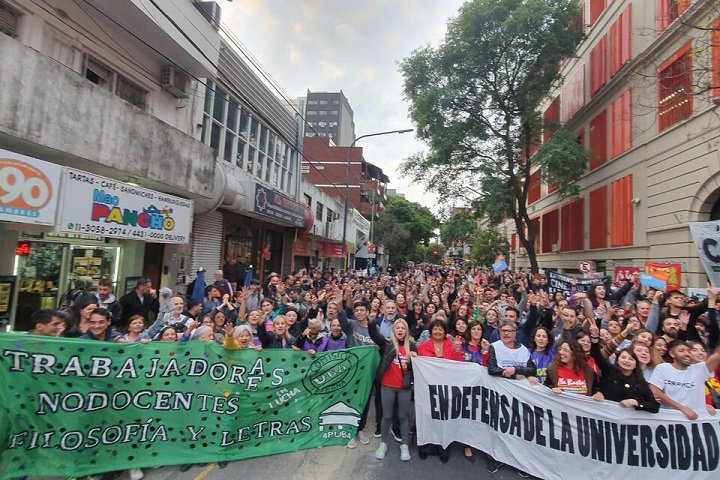 Marcha Universitaria