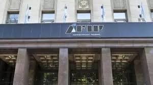 EL GOBIERNO DISUELVE LA AFIP Y CESANTEA A 3100 EMPLEADOS