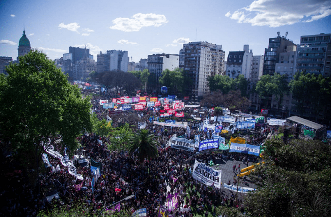 CRISTINA KIRCHNER RESPALDÓ LA PROTESTA UNIVERSITARIA