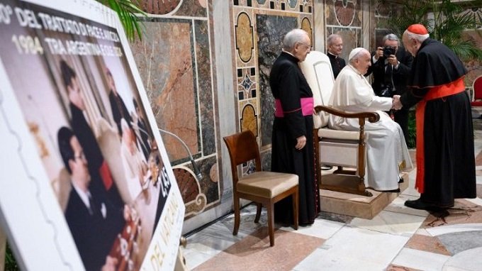 EL GOBIERNO DESAIRÓ AL PAPA EN EL ACTO ANIVERSARIO DE LA PAZ CON CHILE