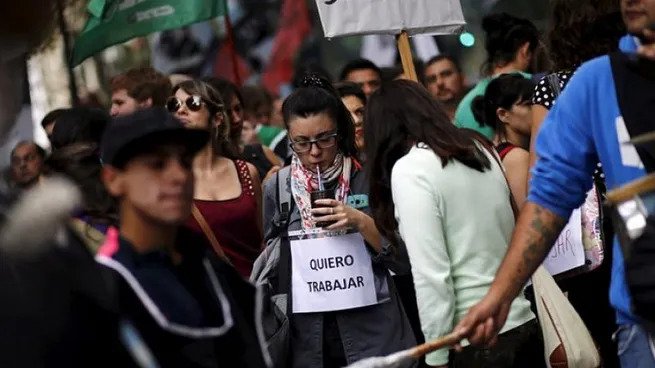 INFORMALIDAD LABORAL: IMPACTO EN LOS JÓVENES EN EL MERCADO DE TRABAJO
