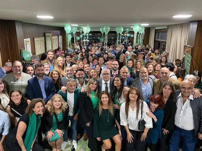 MÁS DE 300 ABOGADOS RESPALDARON EL LANZAMIENTO DE LA LISTA VERDE EN QUILMES