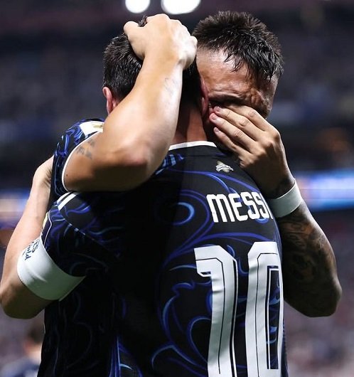 Messi y Lautaro- Periodismo en Jaque